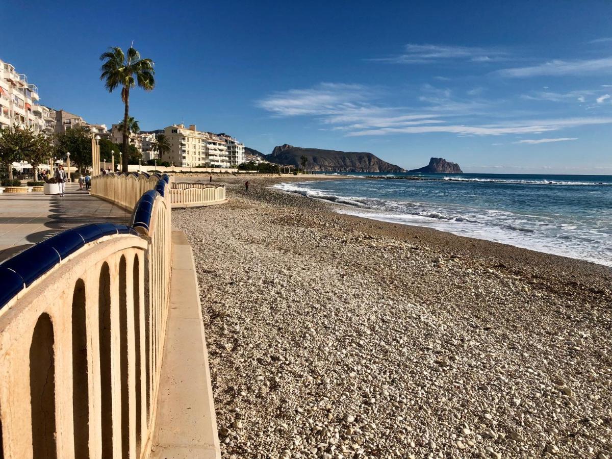 Exclusive Beachside 3 Bedroom Apartment With Pool In Altea Dış mekan fotoğraf