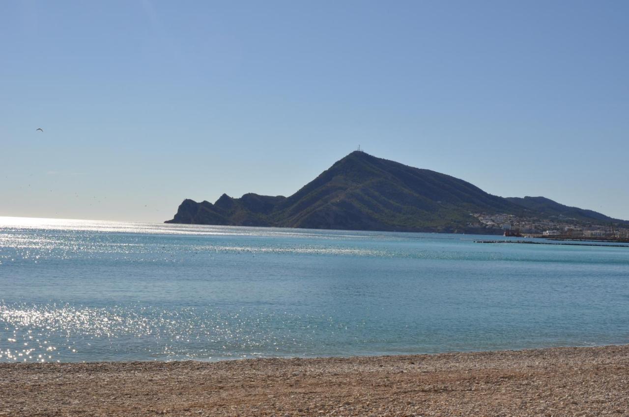 Exclusive Beachside 3 Bedroom Apartment With Pool In Altea Dış mekan fotoğraf